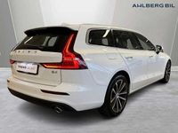 begagnad Volvo V60 B4 Diesel Momentum Advanced SE, Teknikpaket, Ljuspaket, Förarstöd, Dragkrok Halv