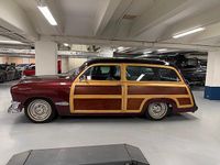 Begagnad Ford Deluxe 239 HK (175 kW) 1950 Grå Kombi