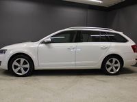 Begagnad Skoda Octavia Style 110 HK (80 kW) 2016 Vit Kombi