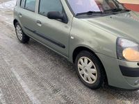 Begagnad Renault Clio II 75 HK (55 kW) 2003 Halvkombi