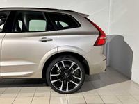 Begagnad Volvo XC60 Ultra 463 HK (340 kW) 2024 Ljusgrå SUV