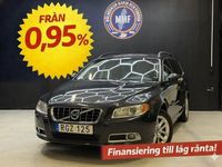 Begagnad Volvo V70 Momentum 163 HK (119 kW) 2011 Grå Kombi