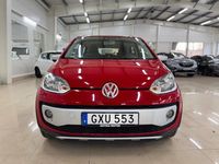 Begagnad VW up! 75 HK (55 kW) 2016 Röd Halvkombi