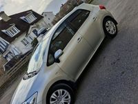 begagnad Toyota Auris 5-dörrar 2.0 D-4D Euro 5