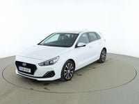 Begagnad Hyundai i30 Trend 141 HK (103 kW) 2020 Vit Sedan