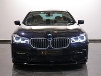 begagnad BMW 730 D XDRIVE EXECUTIVE M SPORT H&K TAKLUCKA HUD SV-SÅLD