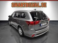 Begagnad Mitsubishi Outlander P-HEV 121 HK (88 kW) 2016 Grå SUV