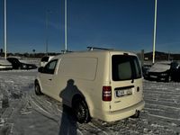 begagnad VW Caddy Maxi 1.6TDI VÄRMARE DRAG 2-ÅRS GARANTI