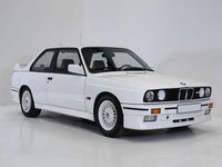 Begagnad BMW M3 194 HK (142 kW) 1988 Vit Sedan