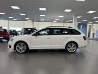 begagnad Skoda Octavia Kombi RS Skoda Combi 2.0 TDI DSG 184HK AUT