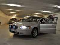 begagnad Volvo V70 2.4 CNG Momentum. Drag. Nyservad