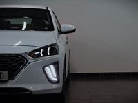 begagnad Hyundai Ioniq Hybrid 1.6 141hk Inkl v-hjul Låg skatt Rattvärme