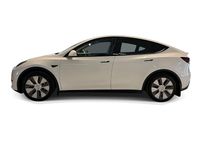 Begagnad Tesla Model Y Standard Range 250 kW (340 HK) 2024 Vit SUV