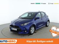 Begagnad Toyota Yaris Hybrid Comfort 117 HK (86 kW) 2022 Blå Sedan