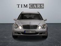 Begagnad Mercedes E200 166 HK (122 kW) 2005 Silver Kombi