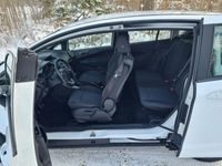 begagnad Ford B-MAX 1.0 EcoBoost 100hk / Dragkrok / Årsskatt 426kr