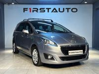 begagnad Peugeot 5008 1.6 e-HDi EGS 7-sits 114hk Pano B-Kam Navi Drag