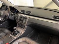 begagnad VW Passat Variant 2.0 TDI Premium Nykamrem