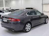 begagnad Jaguar XF 3.0 V6 Navi Lågmil 275hk