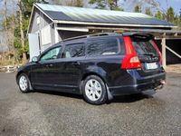 begagnad Volvo V70 2.4D Geartronic Momentum Euro 4