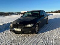 Begagnad BMW 325 218 HK (160 kW) 2007 Sedan
