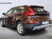 Begagnad Volvo V40 CC Business Edition 190 HK (139 kW) 2018 Brun Kombi