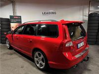 Begagnad Volvo V70 R-Design 231 HK (169 kW) 2011 Röd Kombi