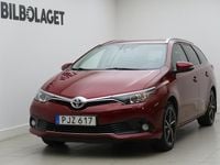 Begagnad Toyota Auris Touring Sports 2017 Röd Kombi