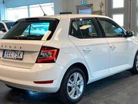 begagnad Skoda Fabia 1.0 TSI Aut M-värmare Carplay 2021, Kombi