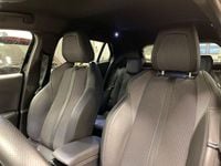 Begagnad Peugeot e-2008 GT 100 kW (137 HK) 2022 Svart SUV