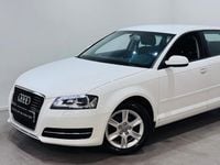 Begagnad Audi A3 Attraction 105 HK (77 kW) 2013 Vit