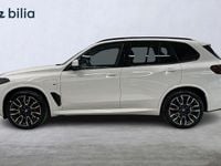 Begagnad BMW X5 M Sport 490 HK (360 kW) 2025 Alpinvit SUV