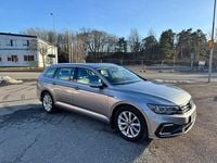 Begagnad VW Passat GTE 218 HK (160 kW) 2022 Silver Kombi