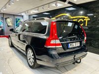begagnad Volvo V70 D3 Momentum, Classic Euro 6 Taklucka Drag 2016, Kombi