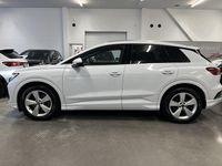 Begagnad Audi Q4 e-tron Proline 220 kW (300 HK) 2023 Glaciärvit metallic SUV