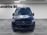 Ny Mercedes Sprinter 2025 Svart (obsidiansvart metallic) Van