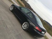 Begagnad BMW 325 197 HK (144 kW) 2010 Carbonschwarz Sportkupé