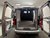 begagnad Peugeot Expert Panel Van 1.2t 1.6 BlueHDi Automat Skåpbil Eu