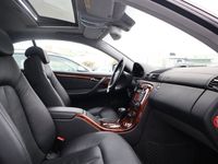Begagnad Mercedes CL500 AMG 417 HK (306 kW) 2002 Grå silver Sportkupé