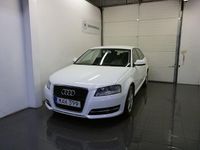 Begagnad Audi A3 Attraction 105 HK (77 kW) 2012 Vit Halvkombi