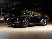 Begagnad Porsche 911 Carrera 245 HK (180 kW) 1976 Svart Sportkupé