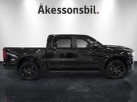 Ny RAM 1500 426 HK (313 kW) 2025 Svart Pickup