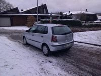 Begagnad VW Polo 75 HK (55 kW) 2006 Silver met. Halvkombi