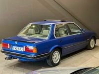 begagnad BMW 323 i 4-dörrars Sedan 150hk