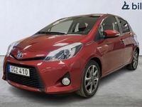 Begagnad Toyota Yaris Hybrid Edition 101 HK (74 kW) 2014 Röd Halvkombi