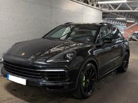 Begagnad Porsche Cayenne S E-Hybrid Sport 340 HK (250 kW) 2018 Svart SUV