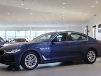 begagnad BMW 545 e xDrive Sedan Laserljus, Sportstol, Dragkrok, Driving Assistant 2021, Sedan
