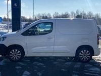 Begagnad Peugeot Partner 102 HK (75 kW) 2022 Vit banquise Minibuss