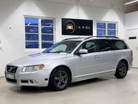 Begagnad Volvo V70 R-Design 180 HK (132 kW) 2012 Grå Kombi
