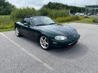 Begagnad Mazda MX5 110 HK (80 kW) 2000 British racing green Cab